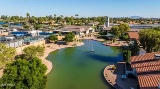 Photo #3: 7026433 Listing