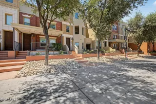 Photo #4: 7026684 Listing