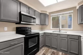 Photo #1: 7026747 Listing