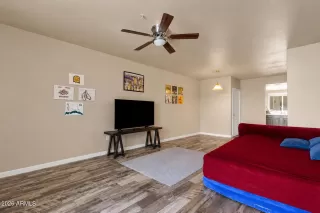 Photo #6: 7026747 Listing