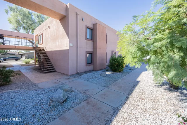 MLS: 7027158 Condo For Sale