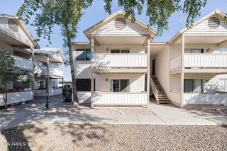 Photo #1: 7027201 Listing 