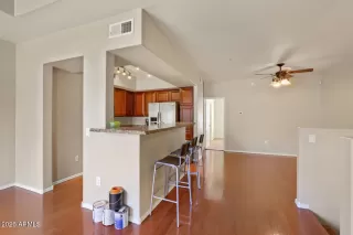 Photo #3: 7027935 Listing 