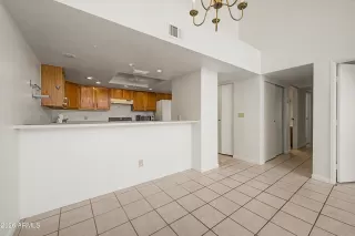 Photo #4: 7027973 Listing