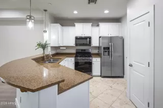 Photo #3: 7028054 Listing