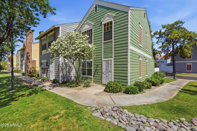 MLS: 7028146 Condo For Sale
