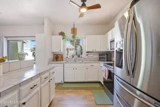 Photo #3: 7028146 Listing 