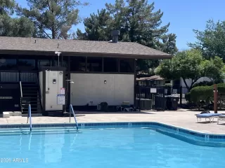 Photo #5: 7028699 Listing