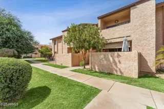 Photo #1: 7029064 Listing 