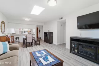 Photo #4: 7029141 Listing 