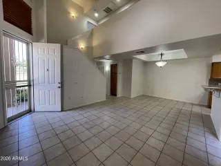 Photo #5: 7029177 Listing 