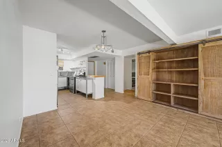 Photo #3: 7029308 Listing