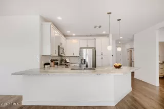Photo #3: 7029626 Listing