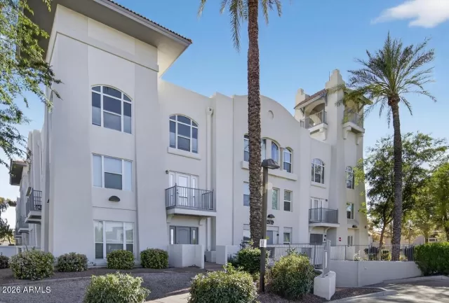 MLS: 7029653 Condo For Sale