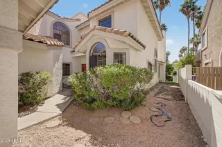 Photo #4: 7029859 Listing