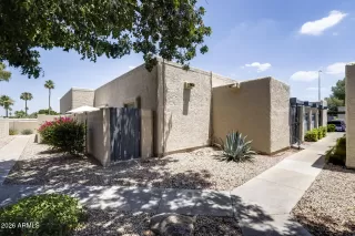 More Details about MLS # 7030428 : 704 S LEBANON LANE