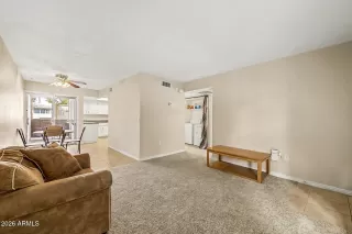 Photo #6: 7030906 Listing
