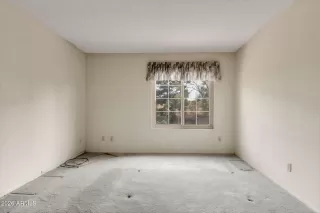Photo #3: 7030939 Listing