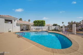 Photo #4: 7031376 Listing