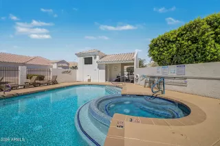 Photo #6: 7031376 Listing