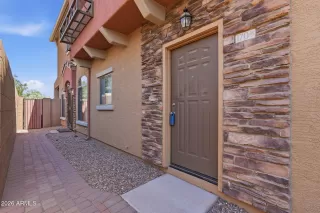 Photo #5: 7031477 Listing