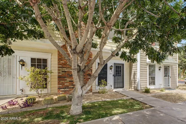 MLS: 7031591 Condo For Sale
