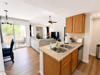 Photo #1: 7031618 Listing