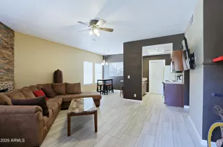 Photo #3: 7031621 Listing