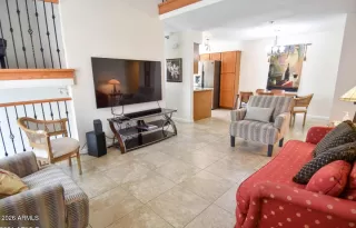 Photo #1: 7031672 Listing
