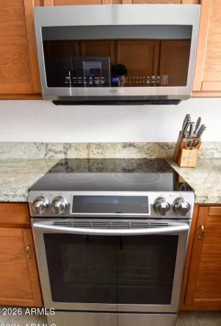 Photo #6: 7031672 Listing