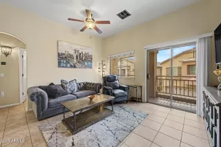 Photo #3: 7031706 Listing