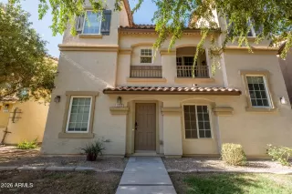Photo #1: 7031800 Listing 