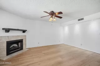 Photo #3: 7031871 Listing