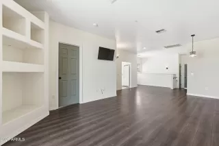 Photo #4: 7032163 Listing