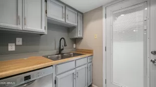 Photo #6: 7032267 Listing 