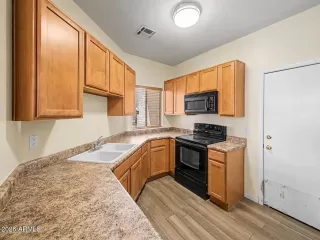Photo #6: 7032569 Listing 