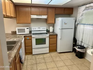 Photo #4: 7032936 Listing