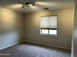 Photo #6: 7032946 Listing