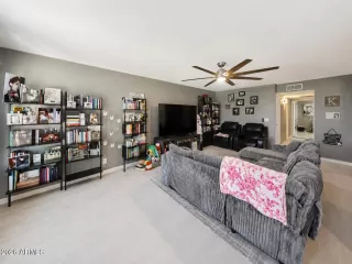 Photo #6: 7033119 Listing 