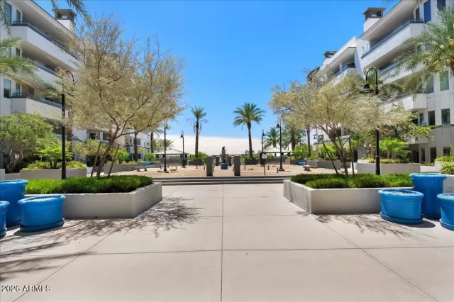 MLS: 7033120 Condo For Sale
