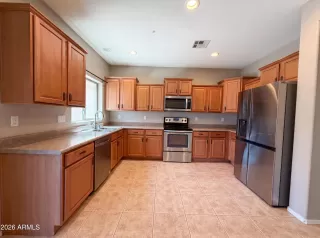 Photo #1: 7033129 Listing