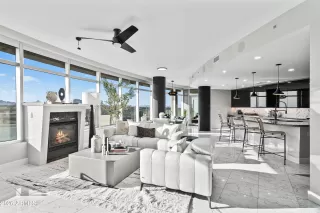 Photo #4: 7033481 Listing