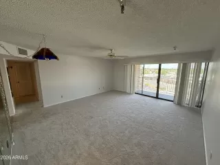 Photo #4: 7033891 Listing
