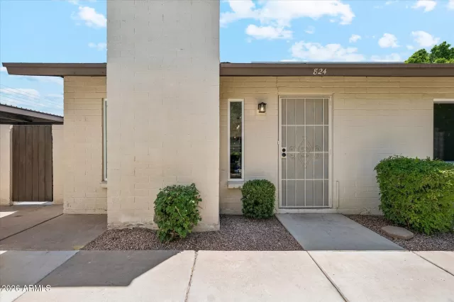 MLS: 7034044 Condo For Sale