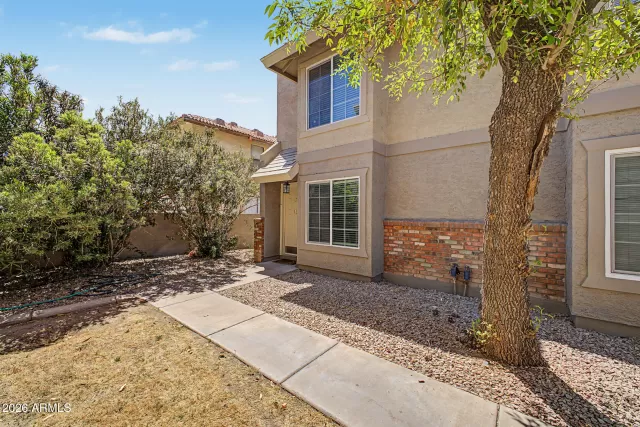 MLS: 7034583 Condo For Sale