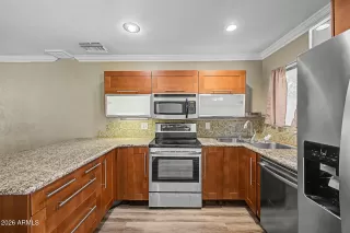 Photo #1: 7034583 Listing 