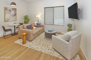 Photo #5: 7035016 Listing 
