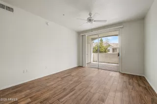 Photo #6: 7035089 Listing