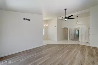 Photo #5: 7035291 Listing 