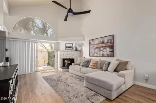 Photo #4: 7035549 Listing